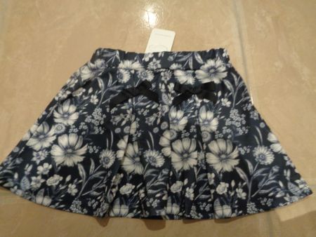 Le Chic neuer wunderschöner Rock, 5-6J 116 NP 40 EUR