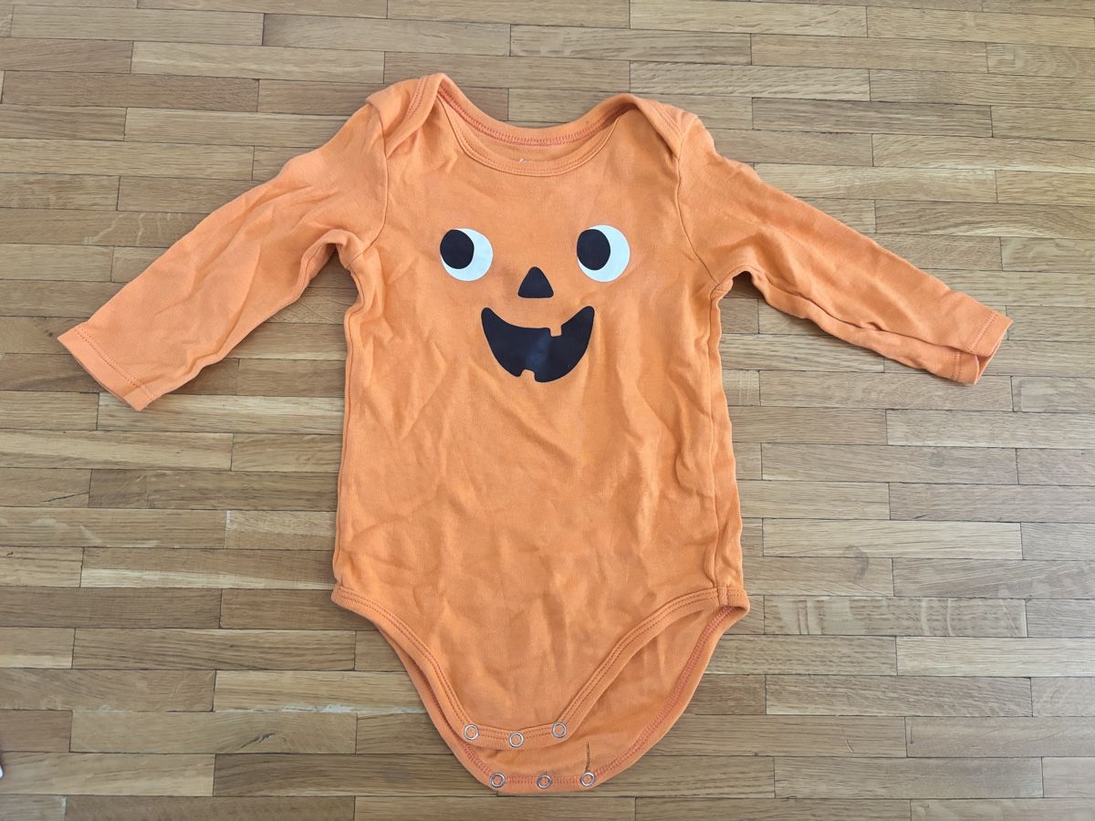 Lotti & Set di vestiti: Pack 2 body bébé Halloween 86cm  – Usato da Chêne-Bougeries venduto da CeliaMate 1