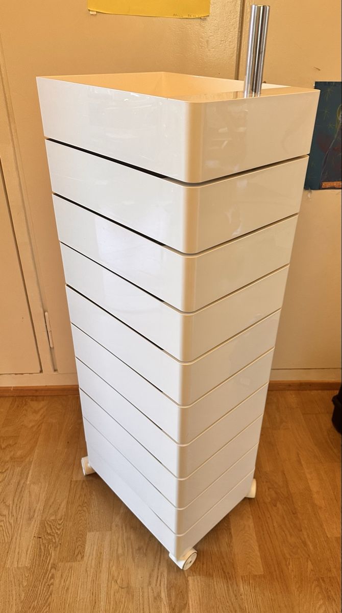 Magis Banconi: Magis 360 Container Hoch Weiss – Usato da Zürich venduto da Lochita