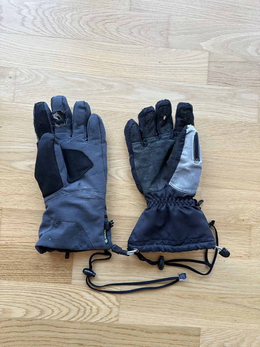 Guanti & manicotti: Ski Gloves – Difettoso da Zürich venduto da mc_172 1