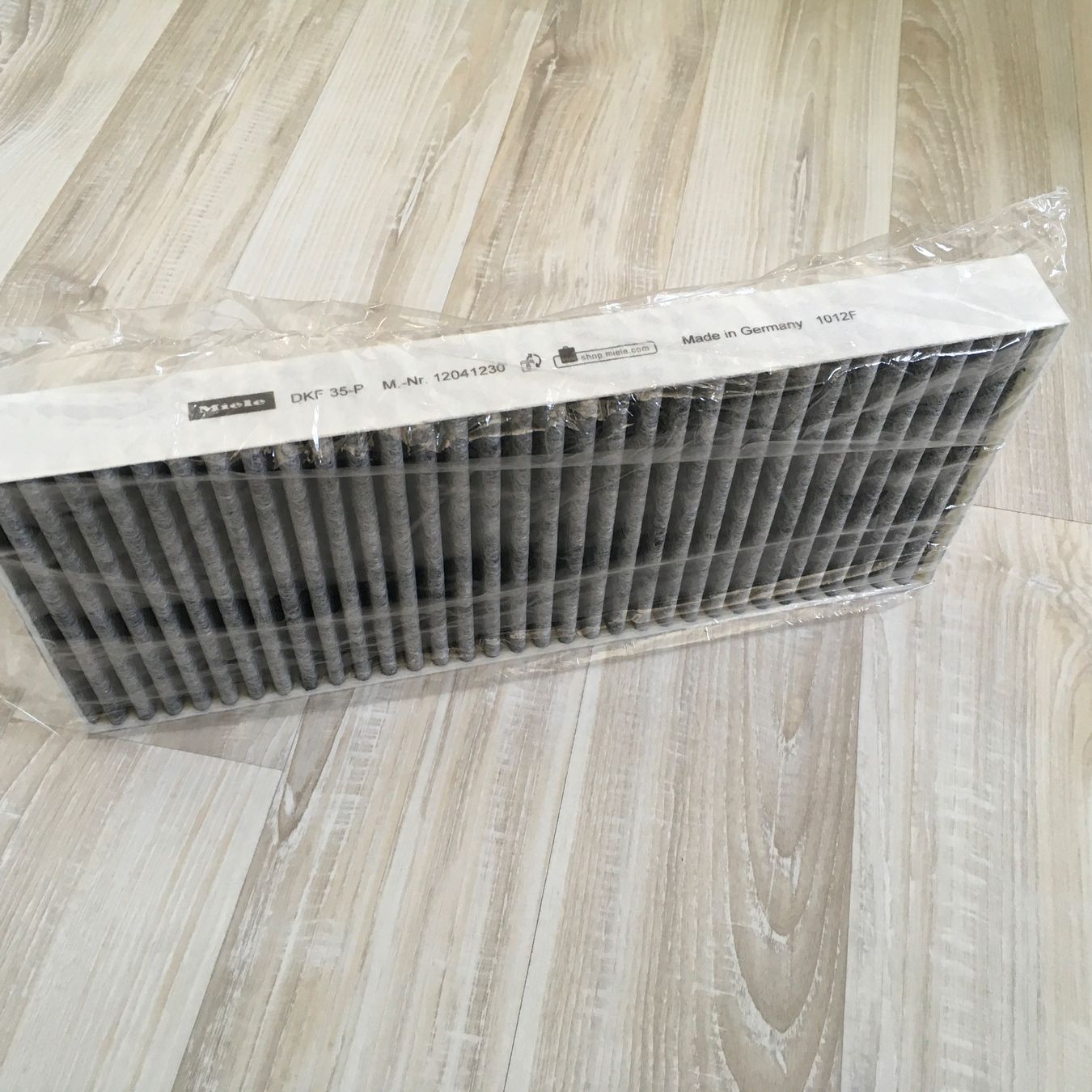 Miele Ventilazione: Miele DKF 35-P Active AirClean Geruchsfilter, Neupreis 99.- – Nuovo e nell'imballaggio originale da Freienwil venduto da Hubi030 3