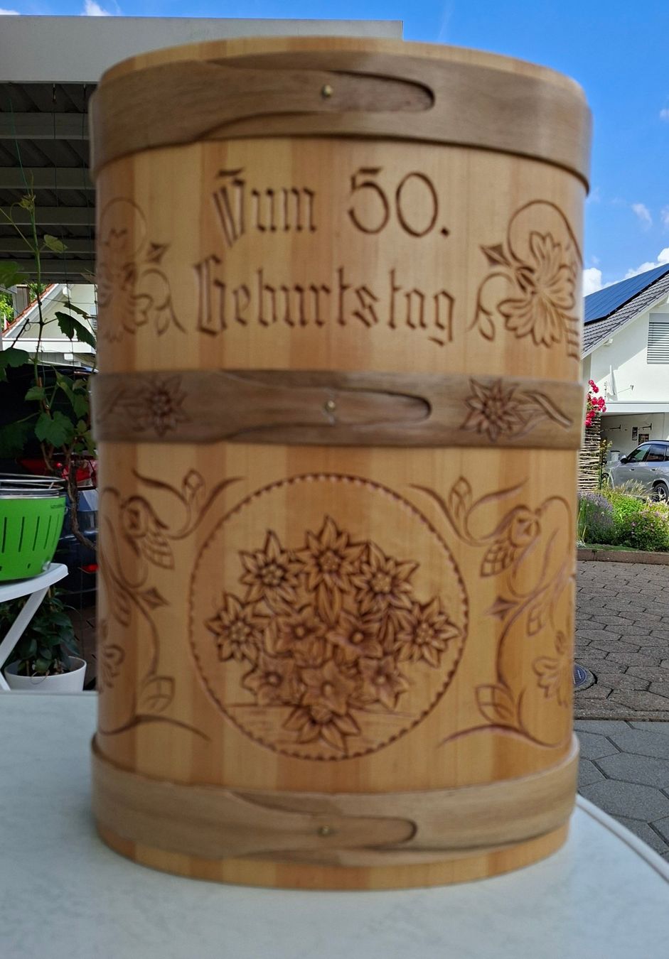 Articoli in legno: Schirmständer – Usato da Lostorf venduto da Lostorf1