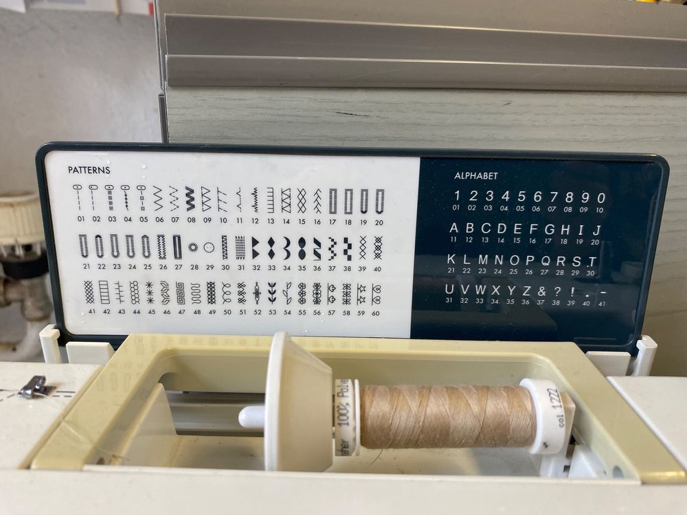 Nähmaschine smart by PFAFF 200c, ab Fr. 1. Kaufen auf Ricardo