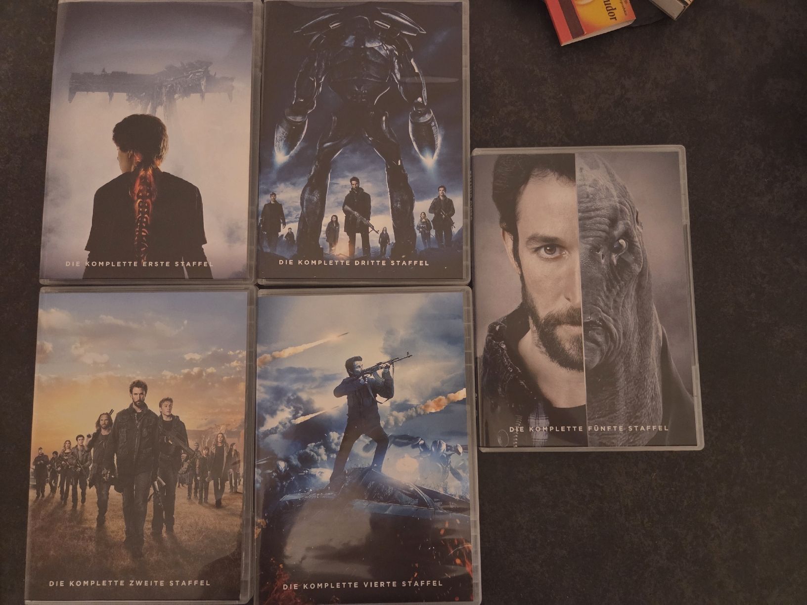 Tutti i DVDs: Falling Skies Collection / Kollektion DVD – Usato da Kriens venduto da bre_7dhc 3