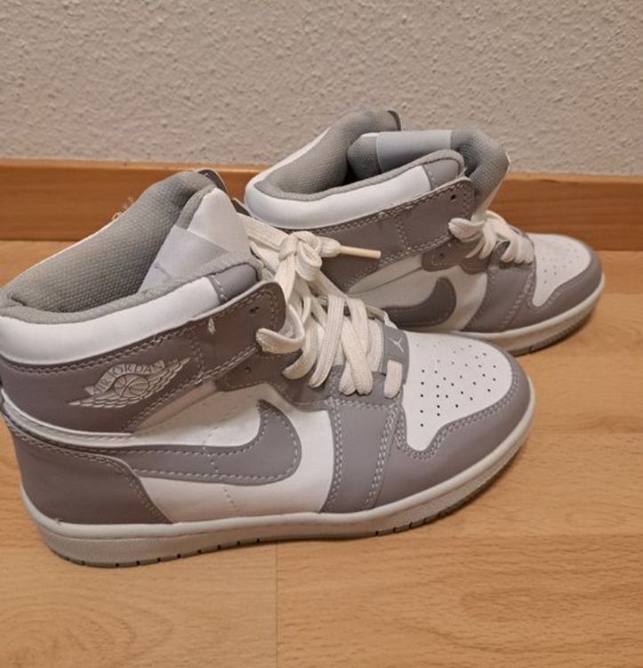 Nike Chaussures hommes: Nike Air Gr 38 – D'occasion à Binz par julijuli 2