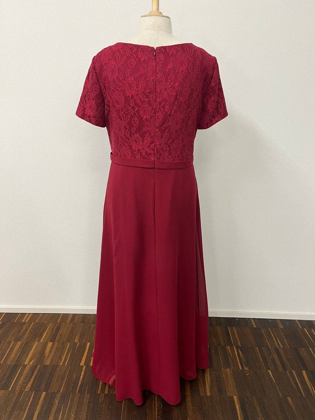 Vestiti: Festkleid dunkelrot Gr. 52 – Nuovo (secondo la descrizione) da Rothenburg venduto da stacostaco 1