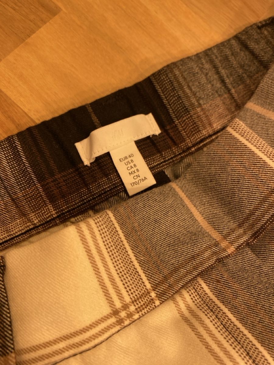 Lots de vêtements: Kleiderpaket  – D'occasion à Schwyz par rat-race 6