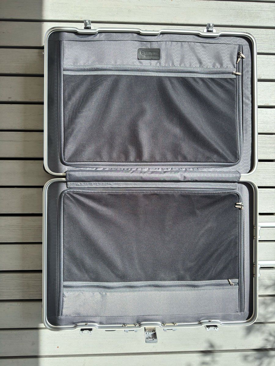 Reisekoffer: Lufthansa Aluminium Collection Koffer L, Silber – Gebraucht aus Thalwil von staublee 6