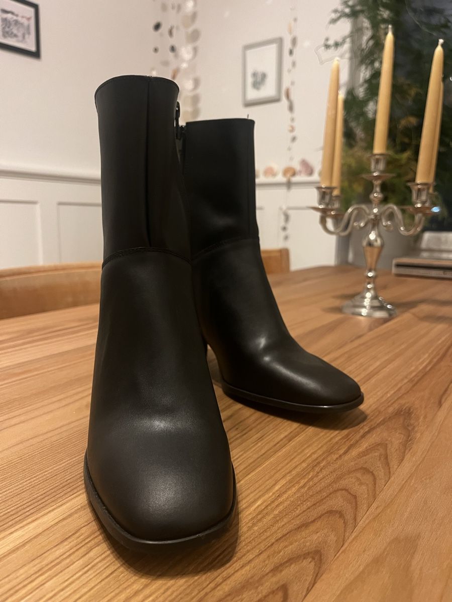 Scarpe da donna: Vegane Stiefelette von NAE Gr. 40 – Nuovo e nell'imballaggio originale da Winterthur venduto da mirlitirli 2