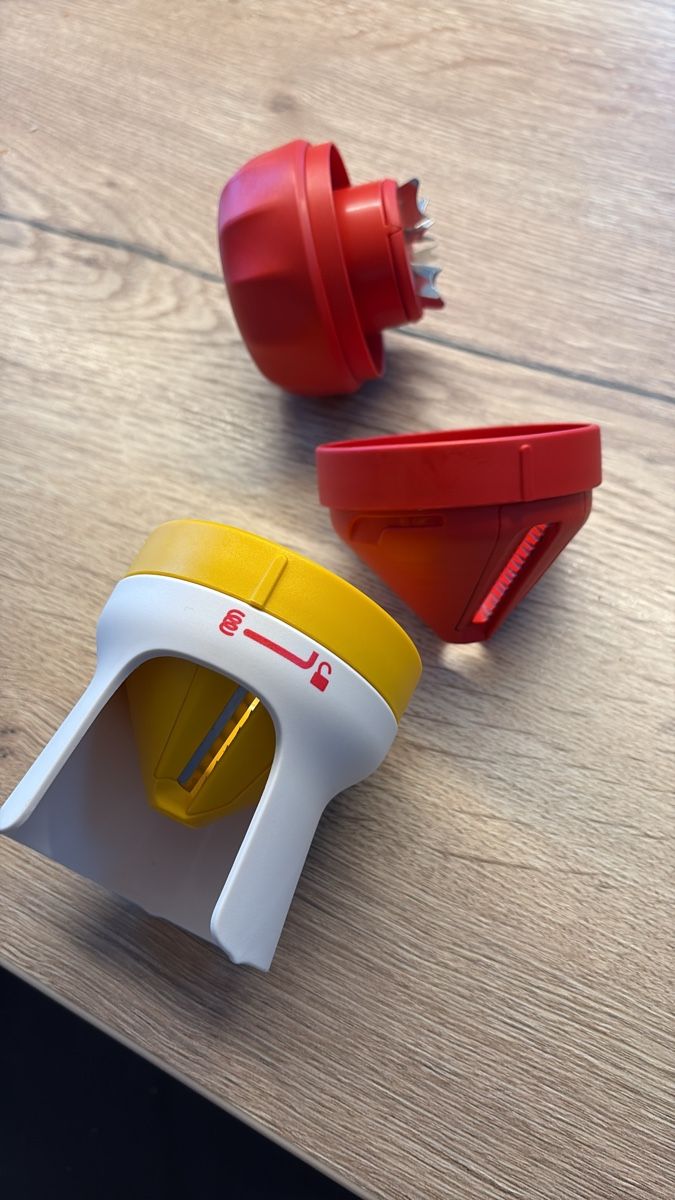 Elettrodomestici da cucina: Tupperware Zoodelino Spiralschneider, Gemüsespaghetti! – Nuovo (secondo la descrizione) da Gerlafingen venduto da Claudia24