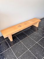 Massive Holzbank für Projekt