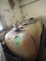 Dieseltank 1000 Liter mit Wanne und Pumpe