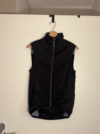 Q36.5 Adventure Insulation Vest Women Schwarz Gr. [S] 