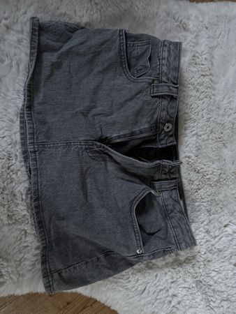 Hosenrock Stradivarius grau Grösse 40