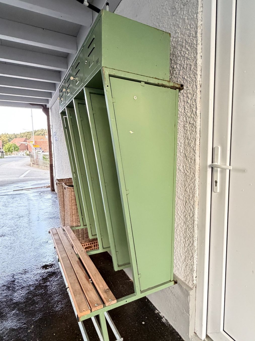 Guardaroba: Vintage Garderobe, Umkleide, Spind – Usato da Aetigkofen venduto da photoallerlei 4