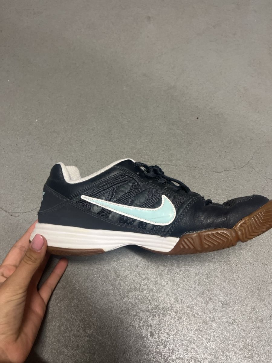 Nike Scarpe per ragazzi: Nike Hallenschuhe – Usato da Wichtrach venduto da henzmann1