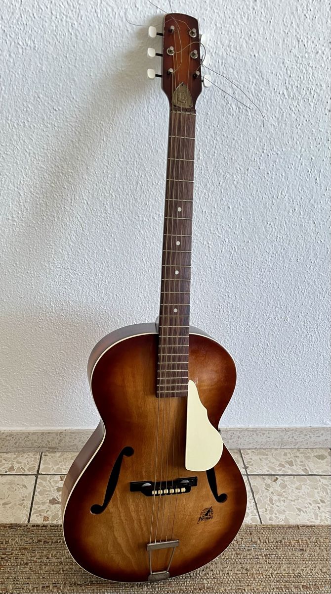Framus Strumenti musicali: Antike Akustik Gitarre Framus 5/50 – Usato da Allschwil venduto da dms_jc2y 1
