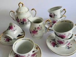 FENA Porzellan Mokkaservice 15-tlg. Rosen Goldrand Vintage
