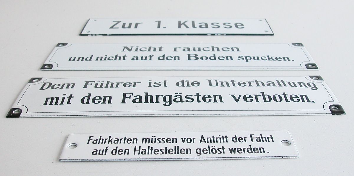 SBB/CFF/FFS Insegne: 4 Original Bahnschilder – Usato da Oberwil BL venduto da Klang