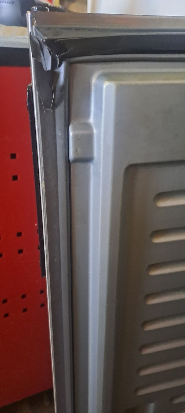Liebherr Kühlschrank: Liebherr Weinkühlschrank – Gebraucht aus Inwil von Metatron3 2