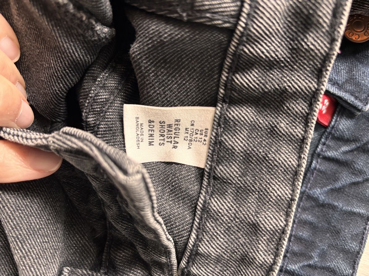 Lotti di vestiti: 4 Shorts & 1 Jeansrock, Gr. 40 – Usato da Erlinsbach SO venduto da flick20 3