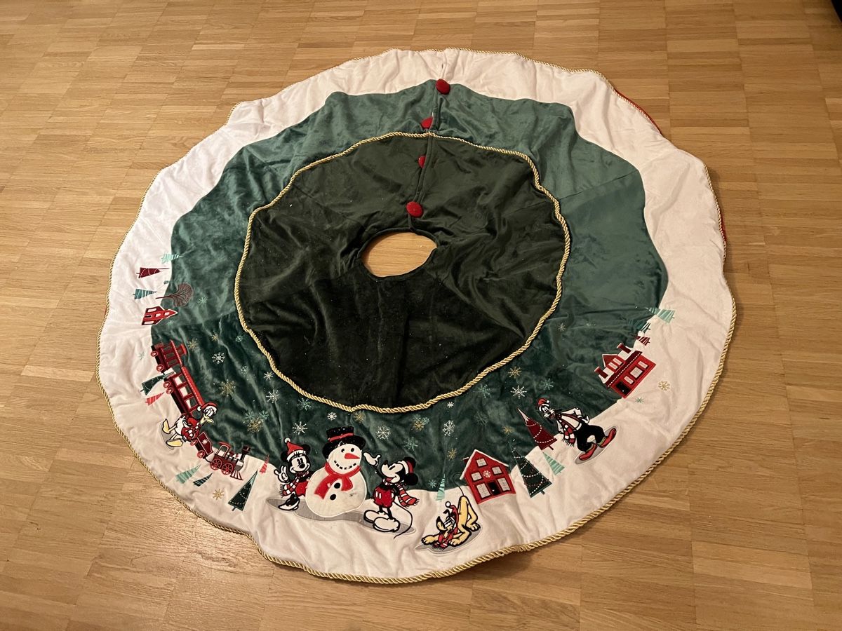 Disney Tutte le decorazioni: Disney Weihnachtsbaumunterlage • Rare – Usato da Allschwil venduto da Collector.Shop.Swizz 2
