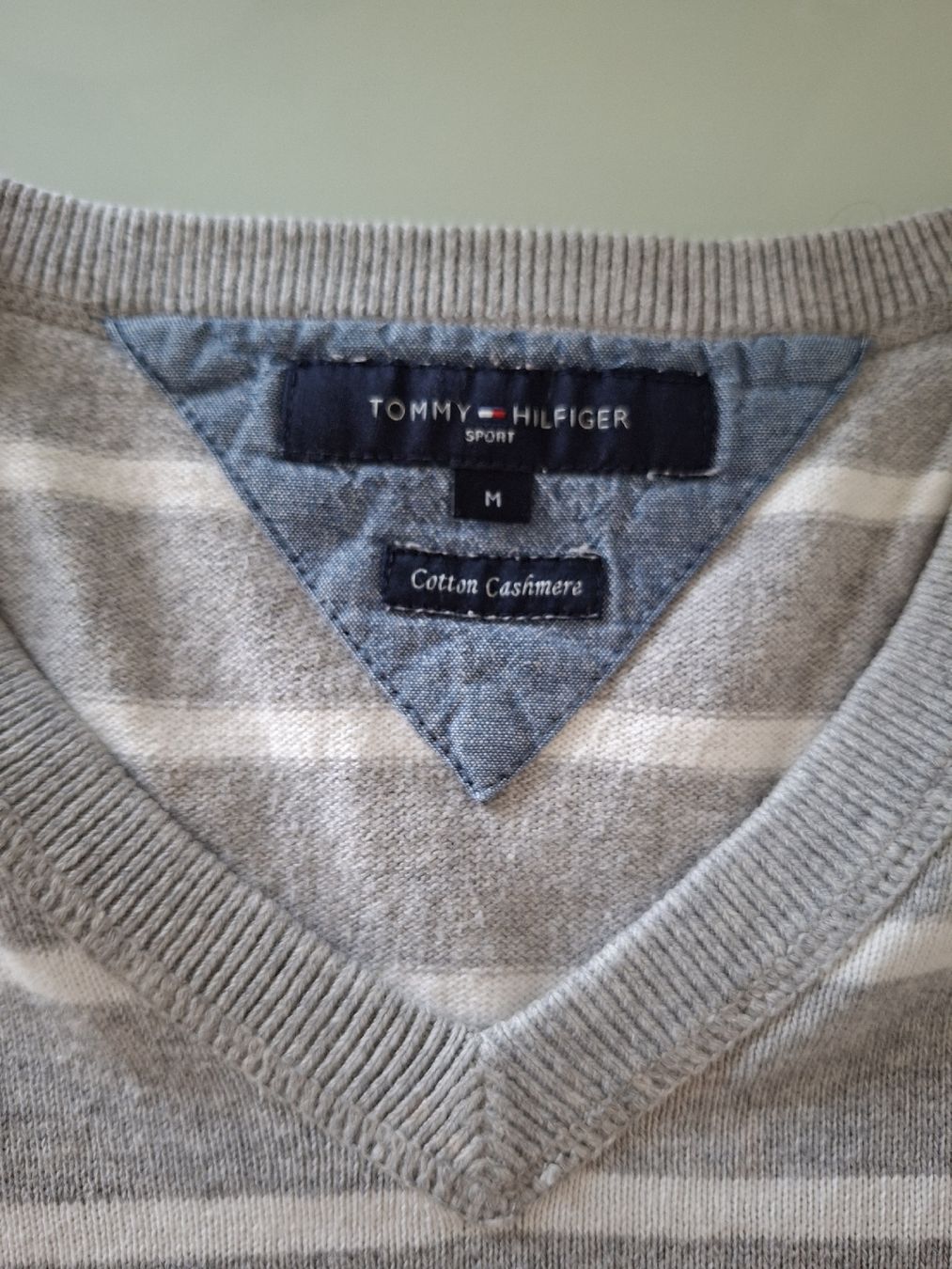 Tommy Hilfiger Maglioni & Felpe: pull Tommy Hilfiger taille M – Usato da Renens VD venduto da ser_j2fn 2