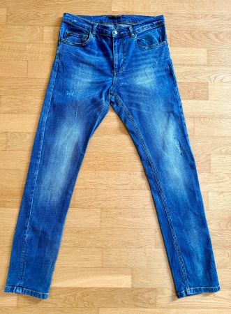 SISLEY Herren Jeans Hose Model Helsinki Grösse W32/L32