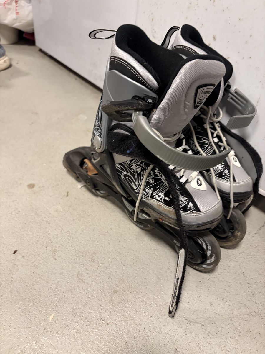 Patins à roul. & inline: Gratis Inline Skates Rollerblade Spitfire S Grösse 28 – D'occasion à Winterthur par Bayon 3