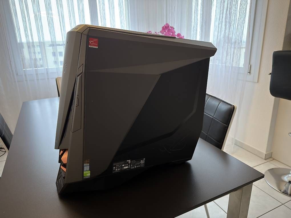 Custodie: Asus ROG Gaming Gehäuse – Usato da Eschenbach LU venduto da Rin_gc9d