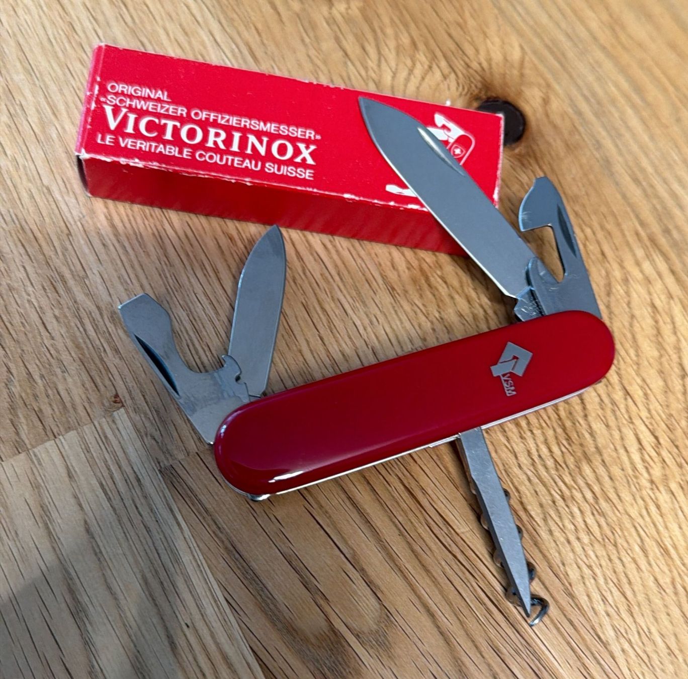 Victorinox Taschenmesser: VICTORINOX SACKMESSER – Neu und originalverpackt aus Zürich von Frei-Occasionen 1