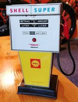Shell Tanksäule aus Kunststoff
