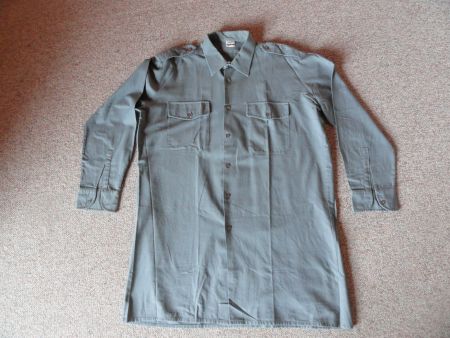 Hemd Schweizer Armee Spilag olivgrün Grösse 43/62 neu