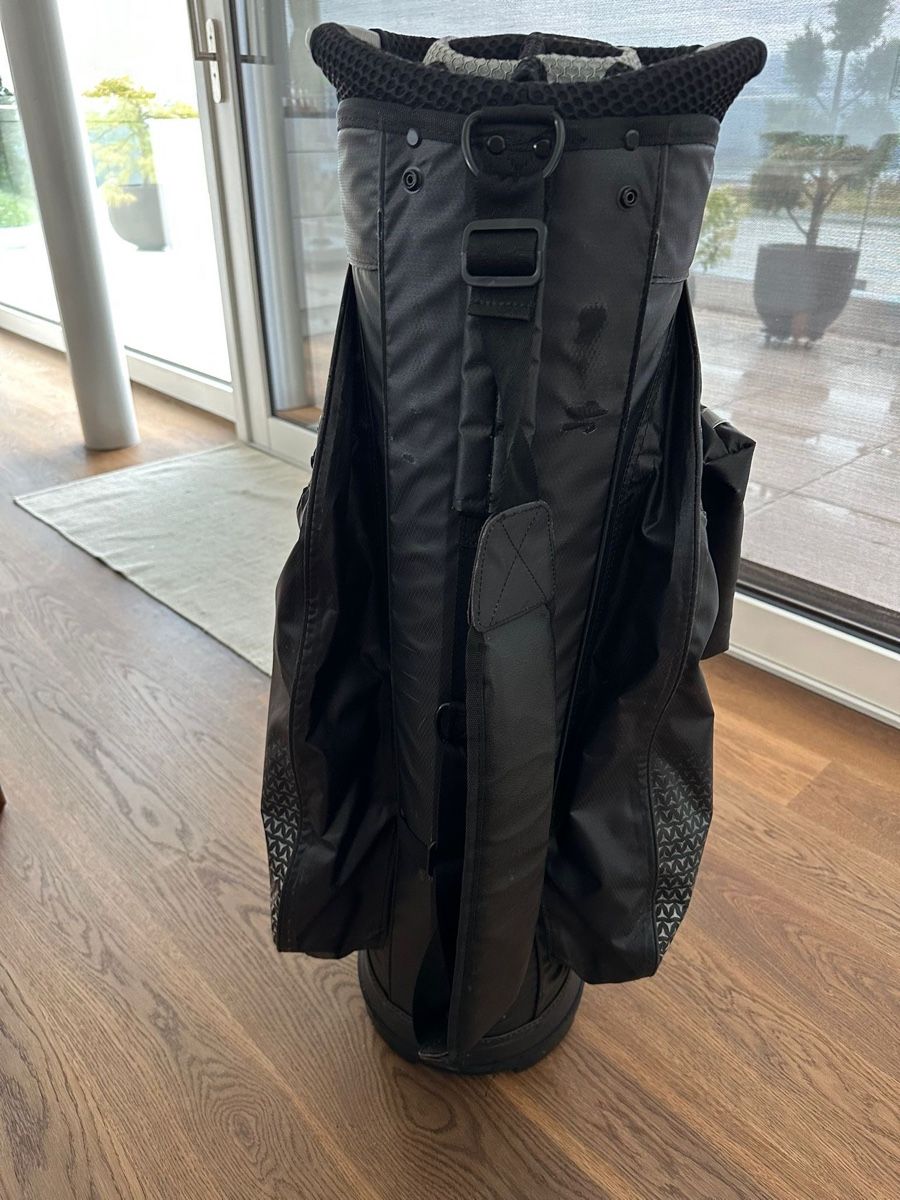 Borse: Golfbag, Cartbag XXIO – Usato da Küssnacht am Rigi venduto da mikeimboden 3