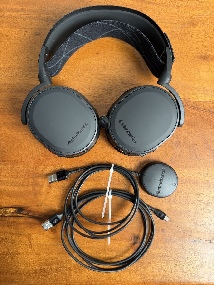 Steelseries Cuffie: SteelSeries Arctis Wireless Gaming Headset mit USB-Dongle &  – Usato da Gossau SG venduto da Alex_Tech