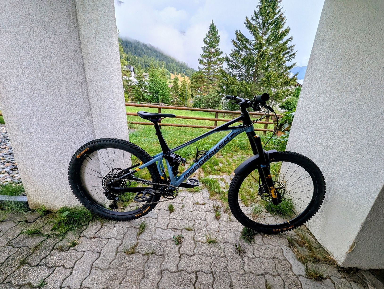 Mondraker Biciclette: MONDRAKER SUPERFOXY 2022 OHLINS – Usato da Lenzerheide/Lai venduto da 9ag_zh6b