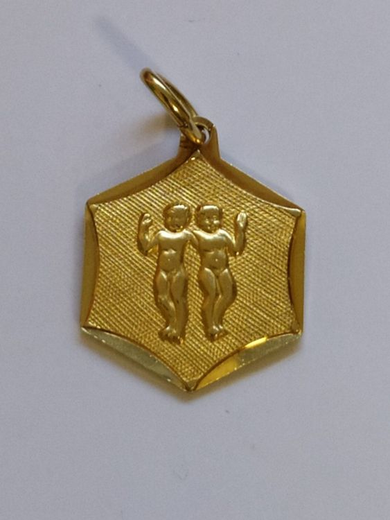 Pendentif Signe Du Zodiaque Gémeaux En Or 18 Carats (750/1000) - Occasion