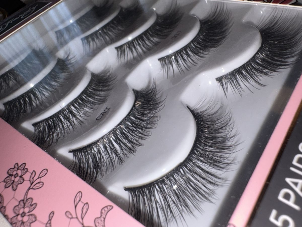 Make-up: Ed Hardy 3D Lashes – Nuovo e nell'imballaggio originale da Birmensdorf ZH venduto da Soo-Young01 1