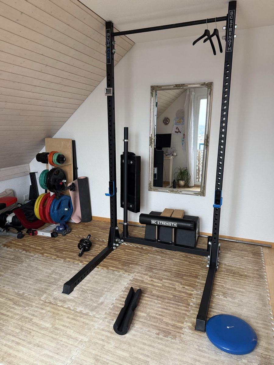 Hometrainer: Bret Contreras Strength Glute Rack, Gewichtsscheiben – Usato da Mellingen venduto da hobbyseller1979 2