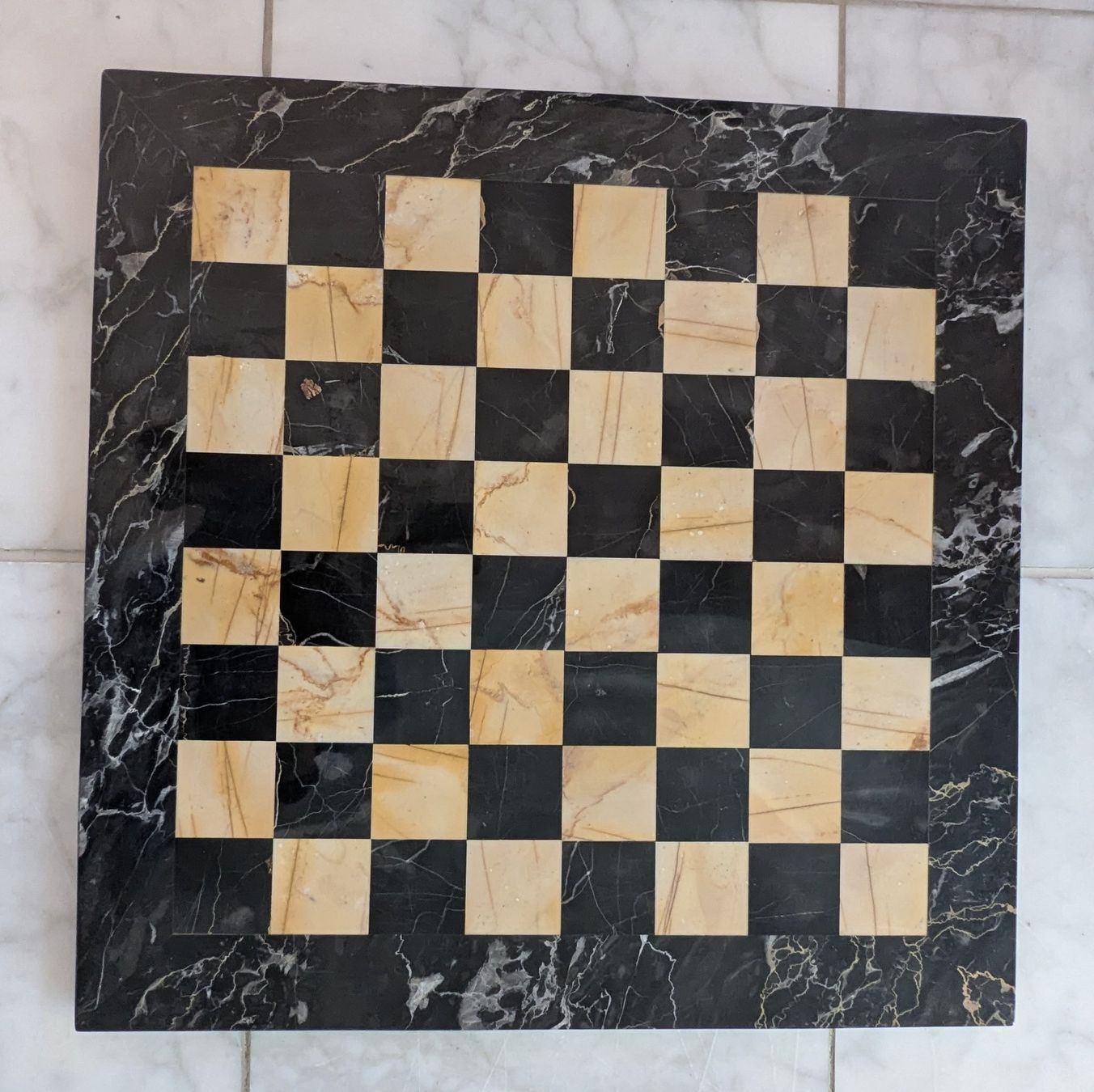 Giochi: Schachbrett aus Marmor 48cm – Usato da Giffers venduto da agu25 1