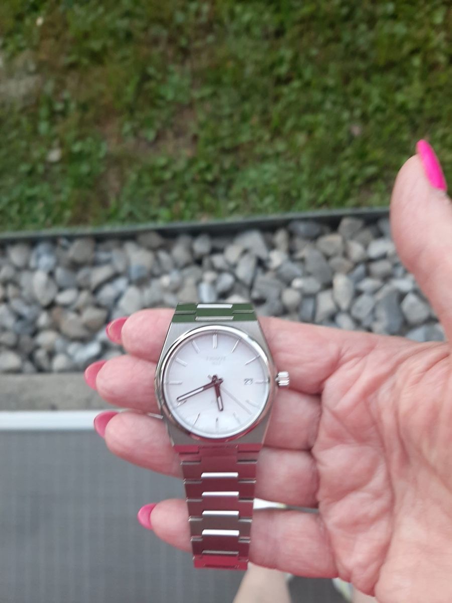 Tissot Uhren: Tissot PRX 35mm Quartz Perlmutt – Gebraucht aus Vitznau von DinaBucherLuzern 2