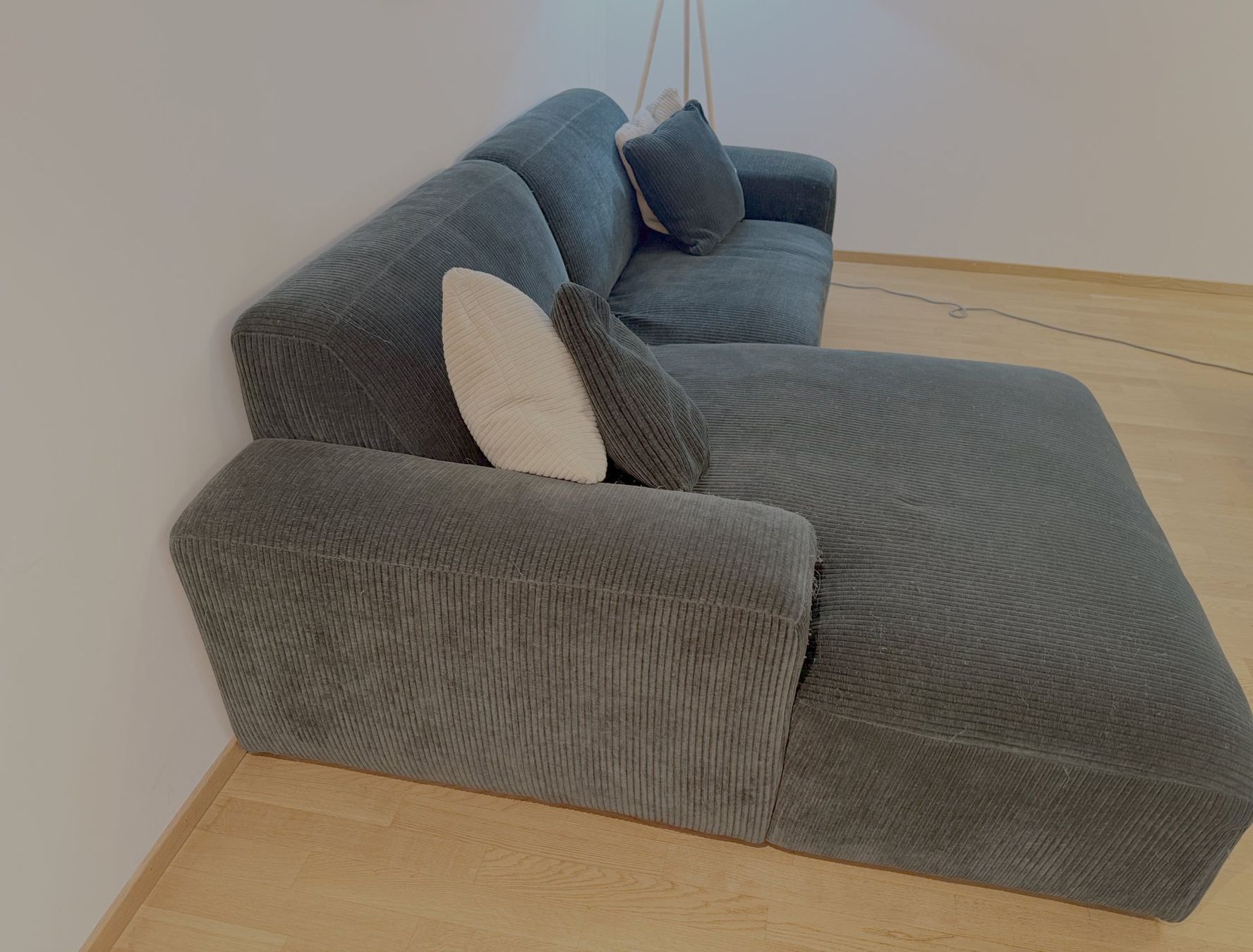 Sofas: Ecksofa Grün 254 × 161 × 80 cm – D'occasion à Basel par abd_6s7f 2