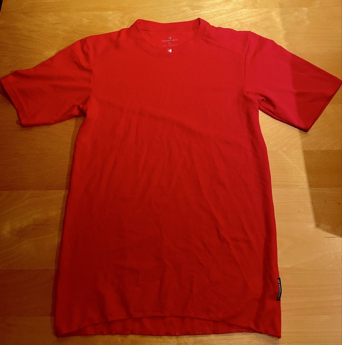 T-Shirts: Approved Funktionsshirt Rot, Grösse L – Gebraucht aus Sursee von Steffi_2020