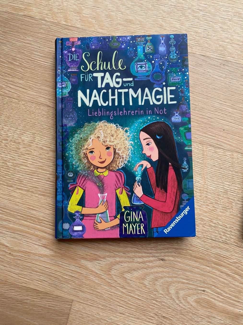 Livres: Tag-Nachtmagie Band 2, 5, 6 – D'occasion à Zürich par tanya015 1