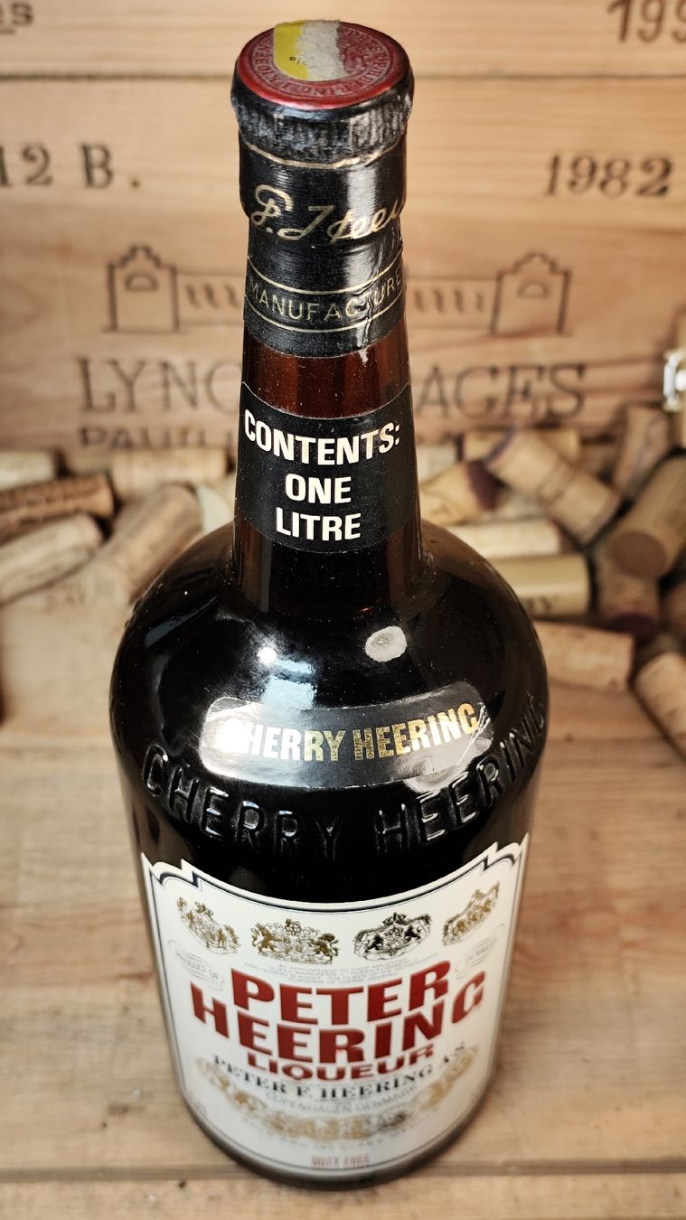 Peter Heering Cherry Liqueur 1 Liter Jahrgang 70er Jahre (Neu und ...