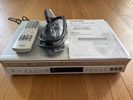 Lecteur Combo DVD/VHS et Enregistreur Toshiba SD-24VESE