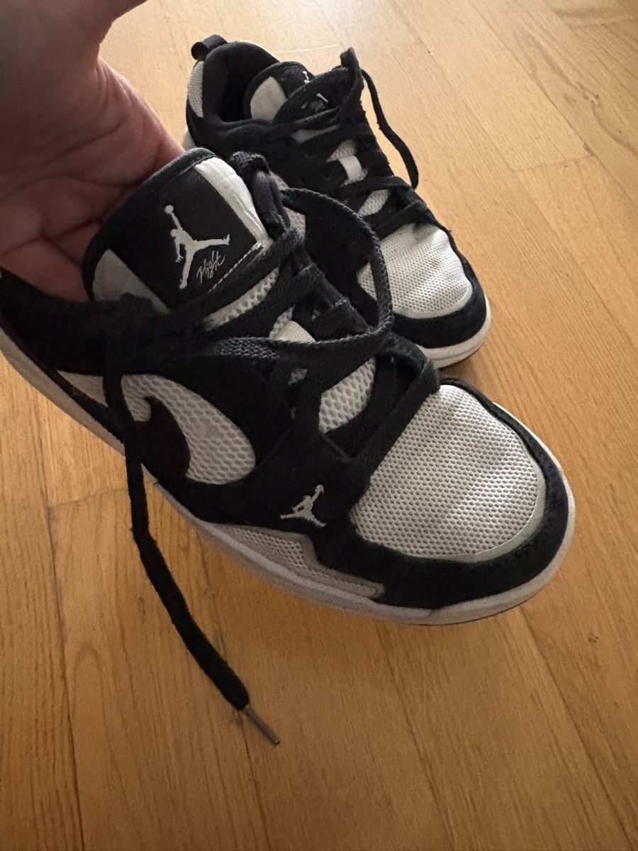 Jordan Schuhe für Jungen: Jorden Turnschuhe Gr. 37 Junge – Gebraucht aus Winterthur von Baby117