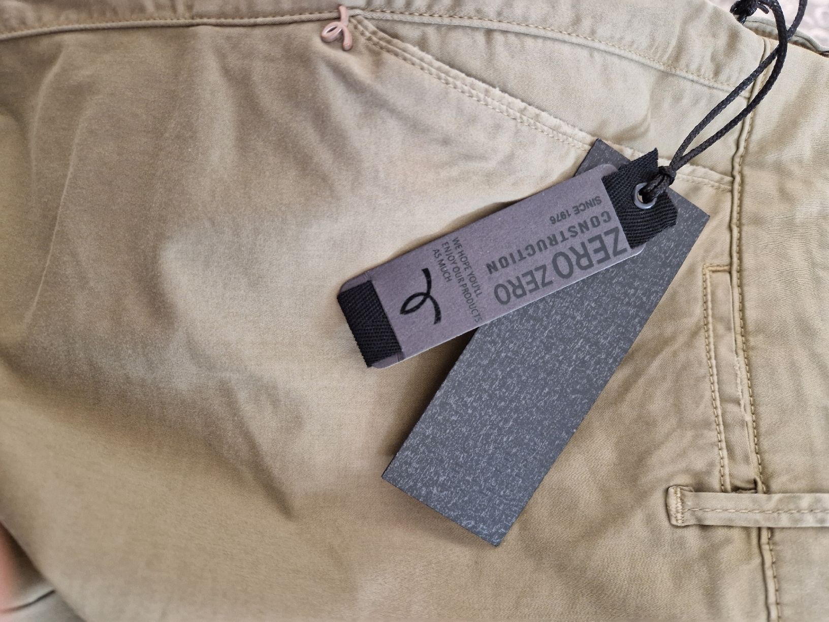 Pantaloni: pantaloni donna Zero Zero Construction Originali – Nuovo e nell'imballaggio originale da Arbedo venduto da Gyn 5