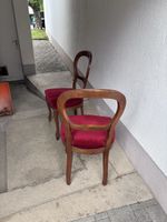 2 Antike Holzstühle rot gepolstert 