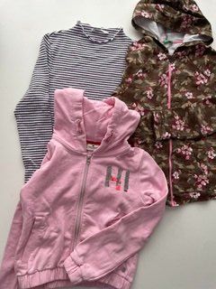 Lotti & Set di vestiti: Sweatjacken – Usato da Laupen ZH venduto da surmeli